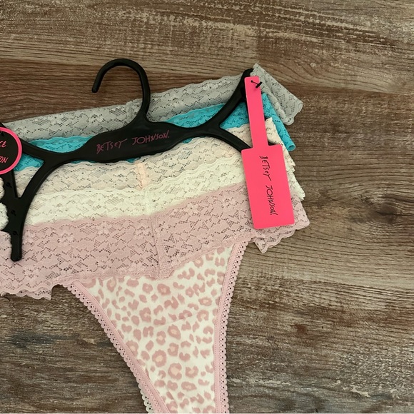 Betsey Johnson 5PCK Mixed Lace & Cotton Thongs - Picture 3 of 10